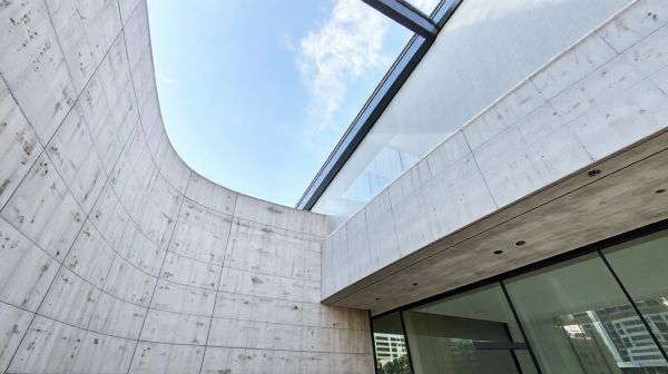 Idées tendance pour allier style et efficacité énergétique en façade